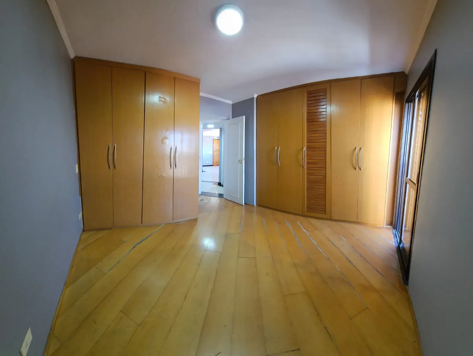 WhatsApp Image 2024-10-31 at 17.44.53 (1)