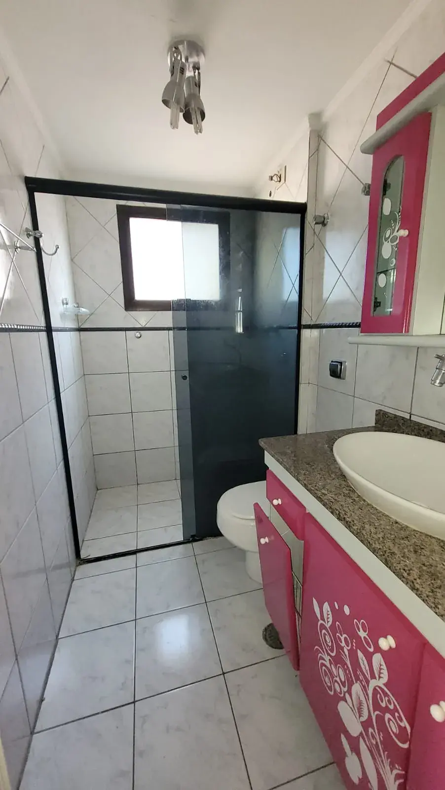 WhatsApp Image 2024-10-31 at 17.45.03