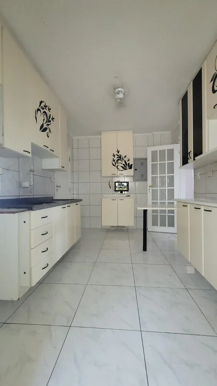 WhatsApp Image 2024-10-31 at 17.45.10