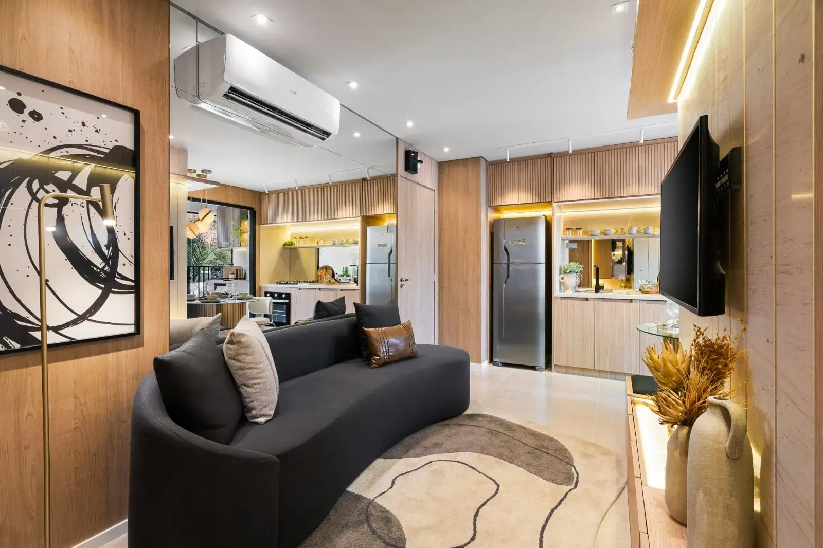 WhatsApp Image 2024-11-25 at 21.35.36 (1)